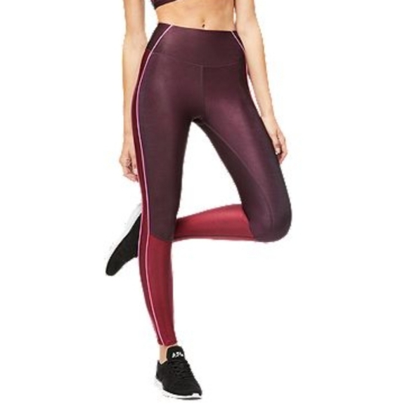 NWT Good American Leggings Medium 2 - Picture 1 of 7